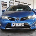 Toyota Auris full