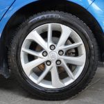 Toyota Auris full