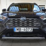 Toyota Rav4 Premium Black Edition 2.5i Hybrid full
