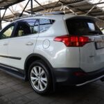 Toyota Rav4 Luxury Plus full