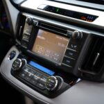 Toyota Rav4 Luxury Plus full