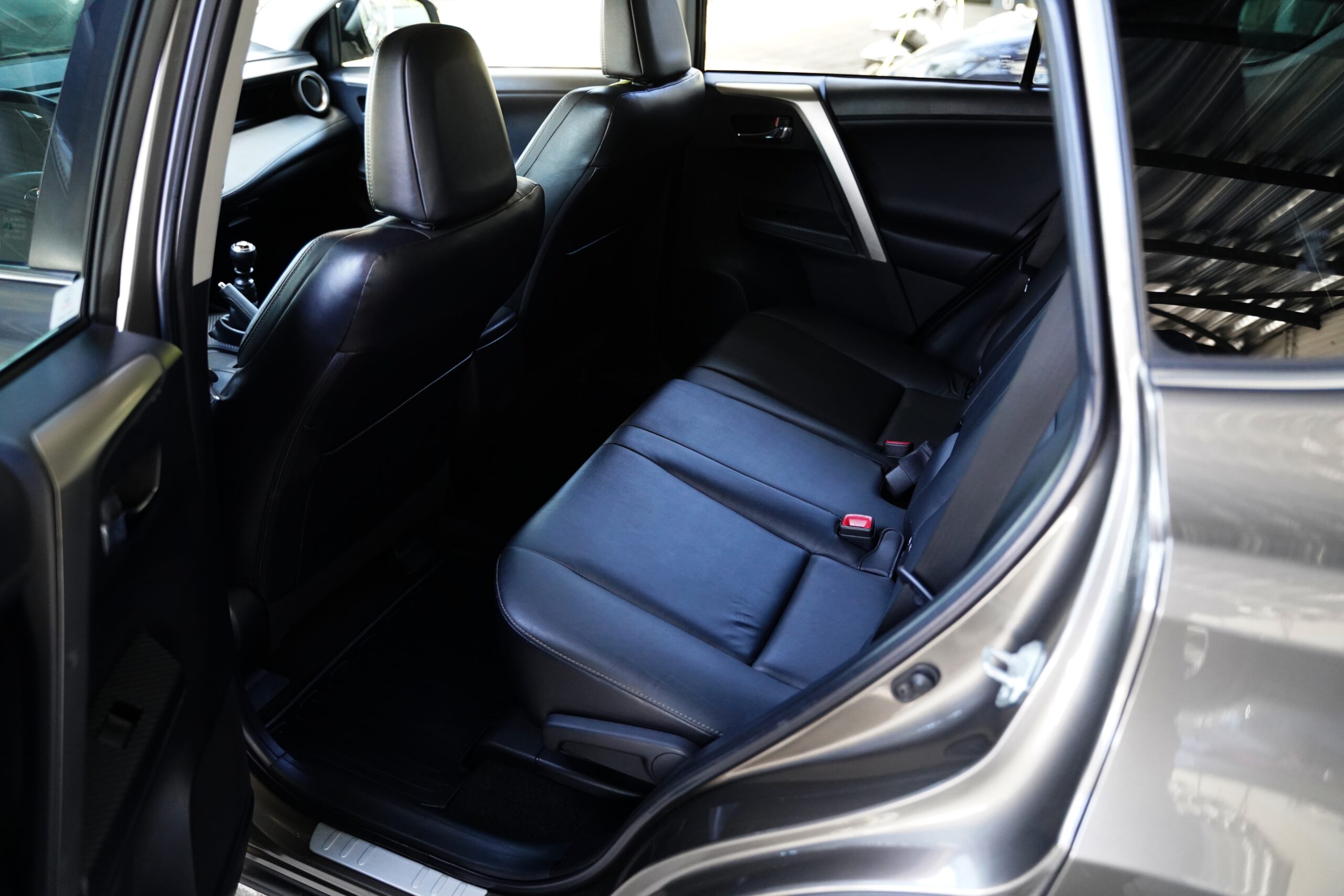 Toyota Rav4 full