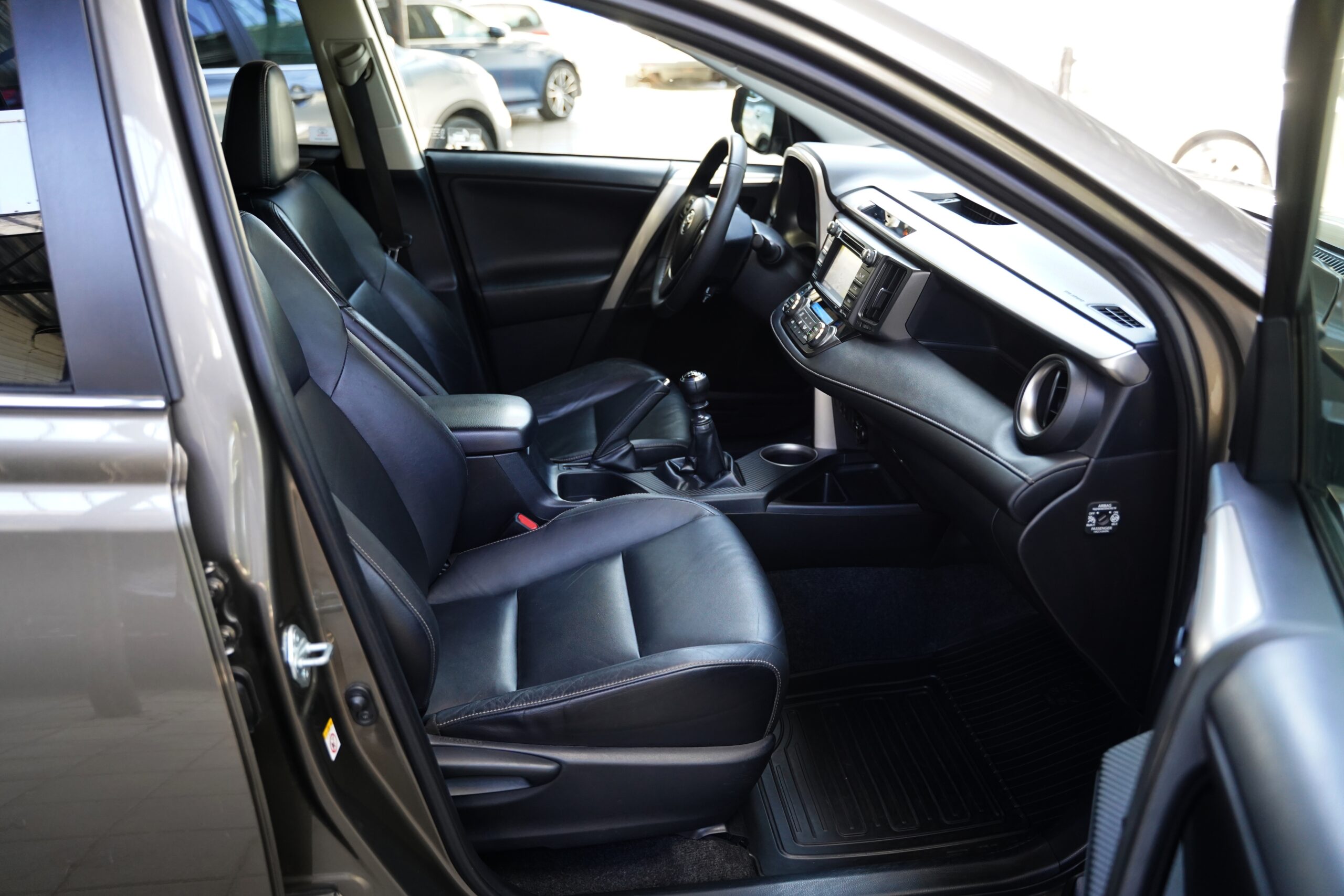 Toyota Rav4 full