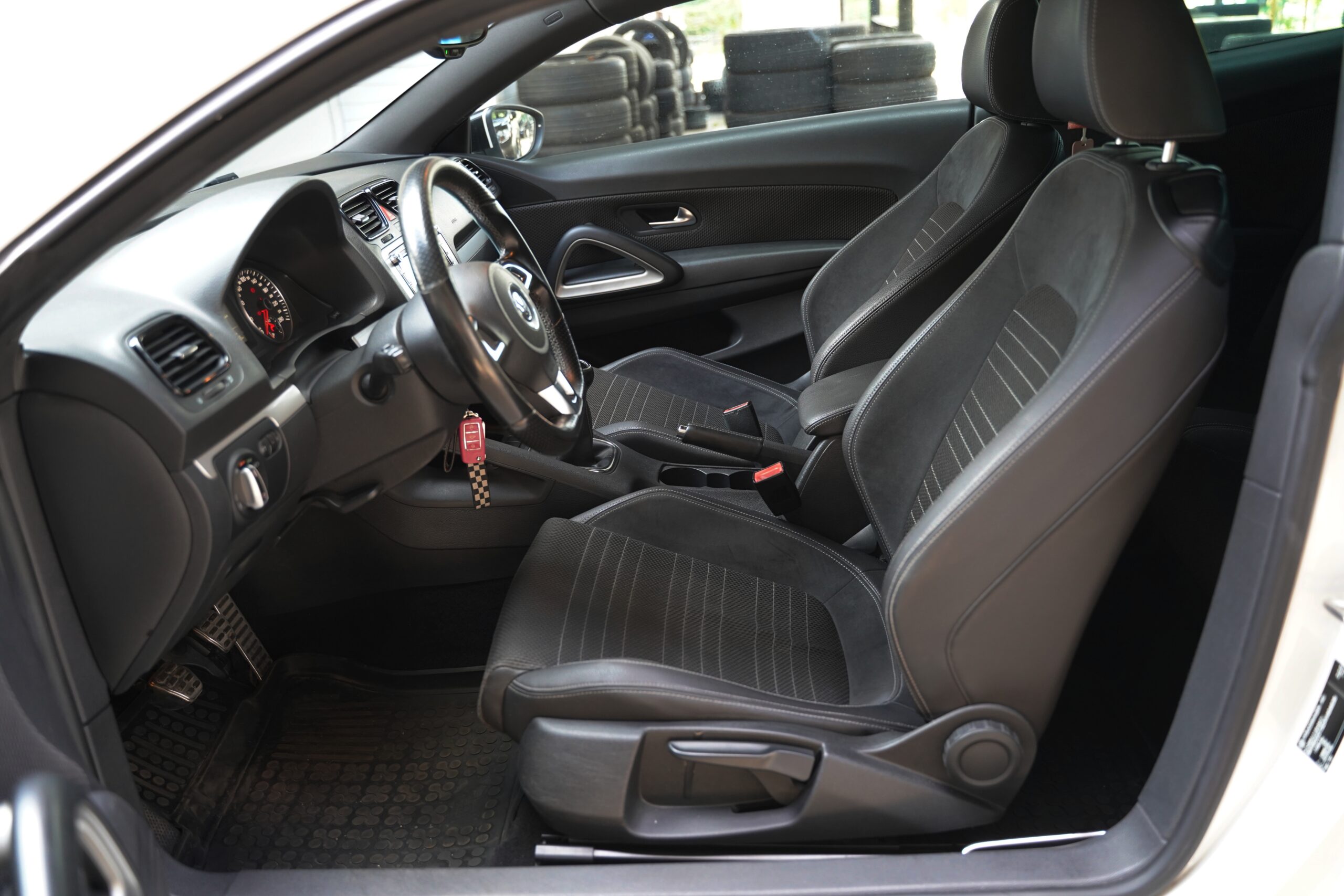 VW Scirocco 1.4 Tsi full