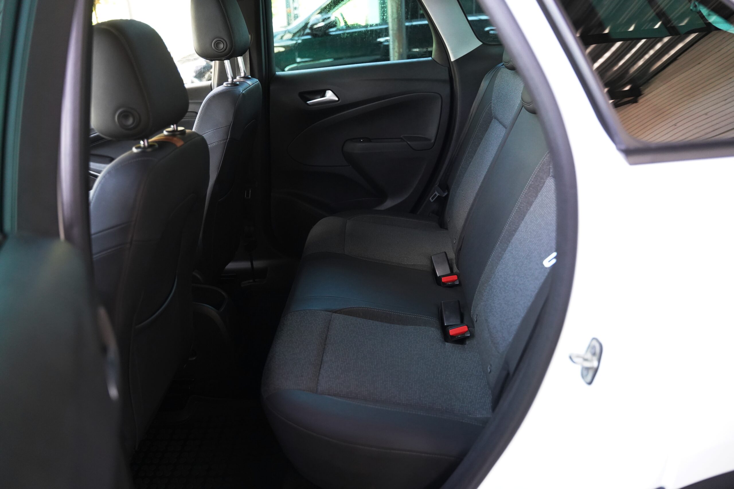 Opel Crossland 1.2 Turbo full