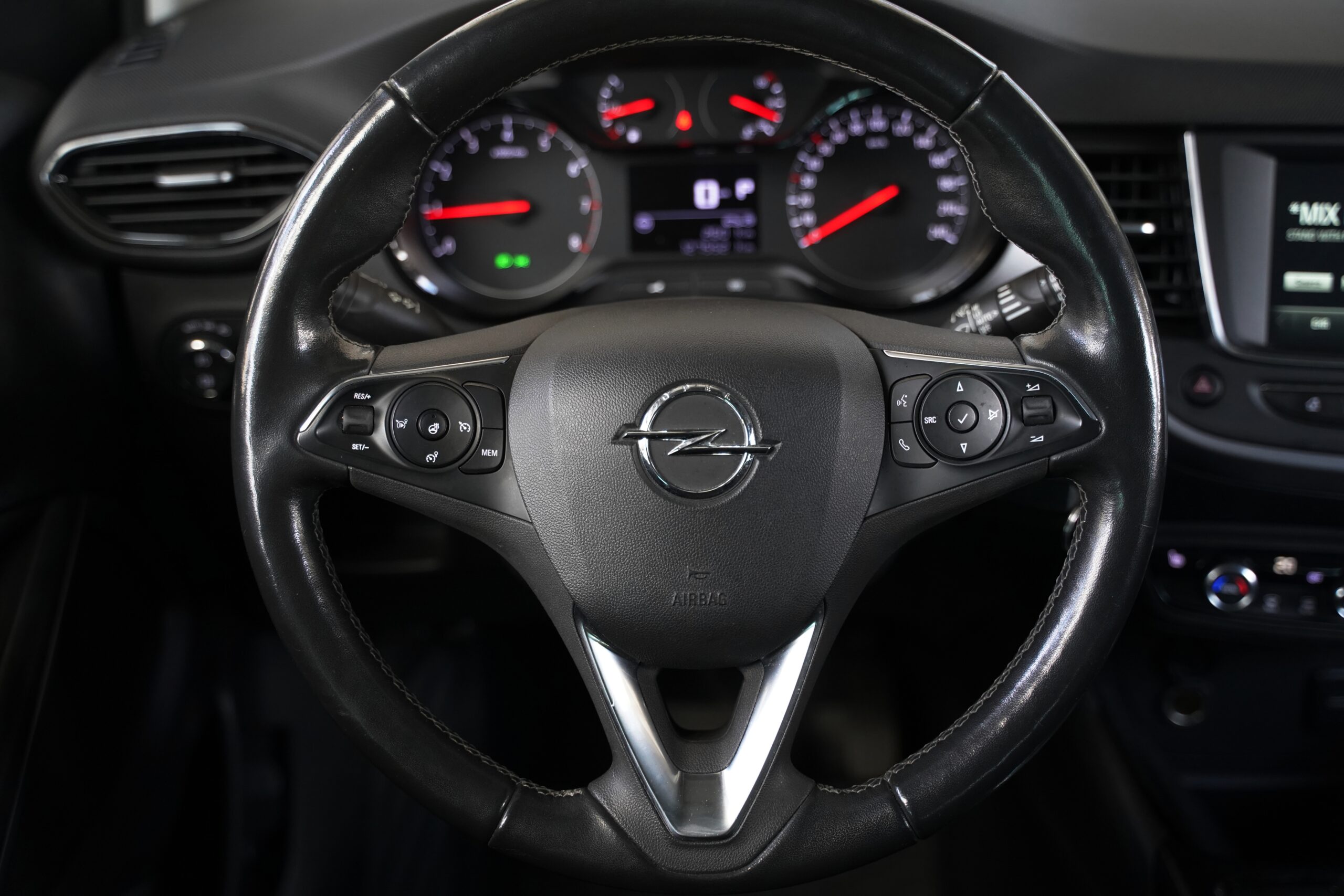 Opel Crossland 1.2 Turbo full