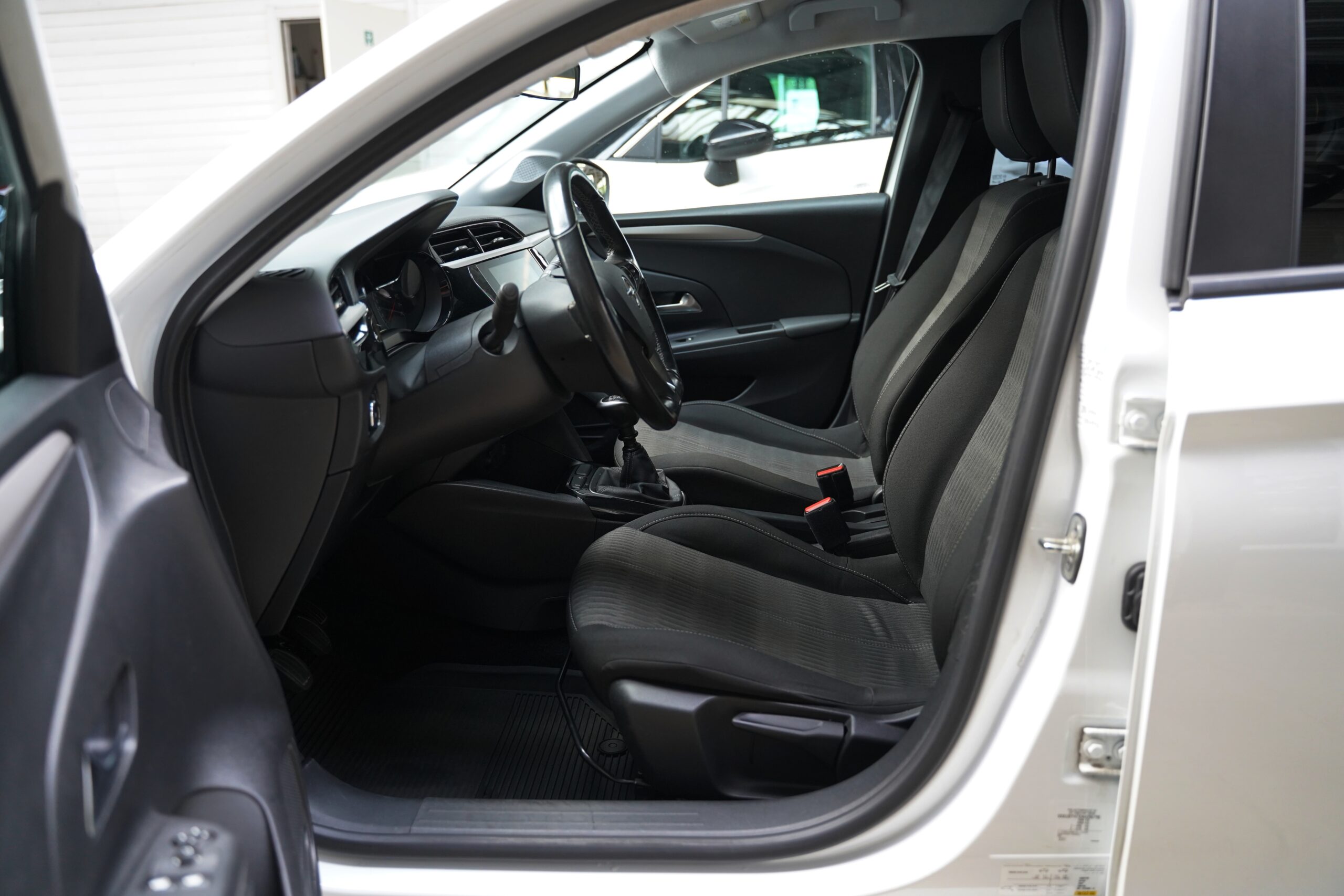 Opel Corsa 1.5 Turbo full