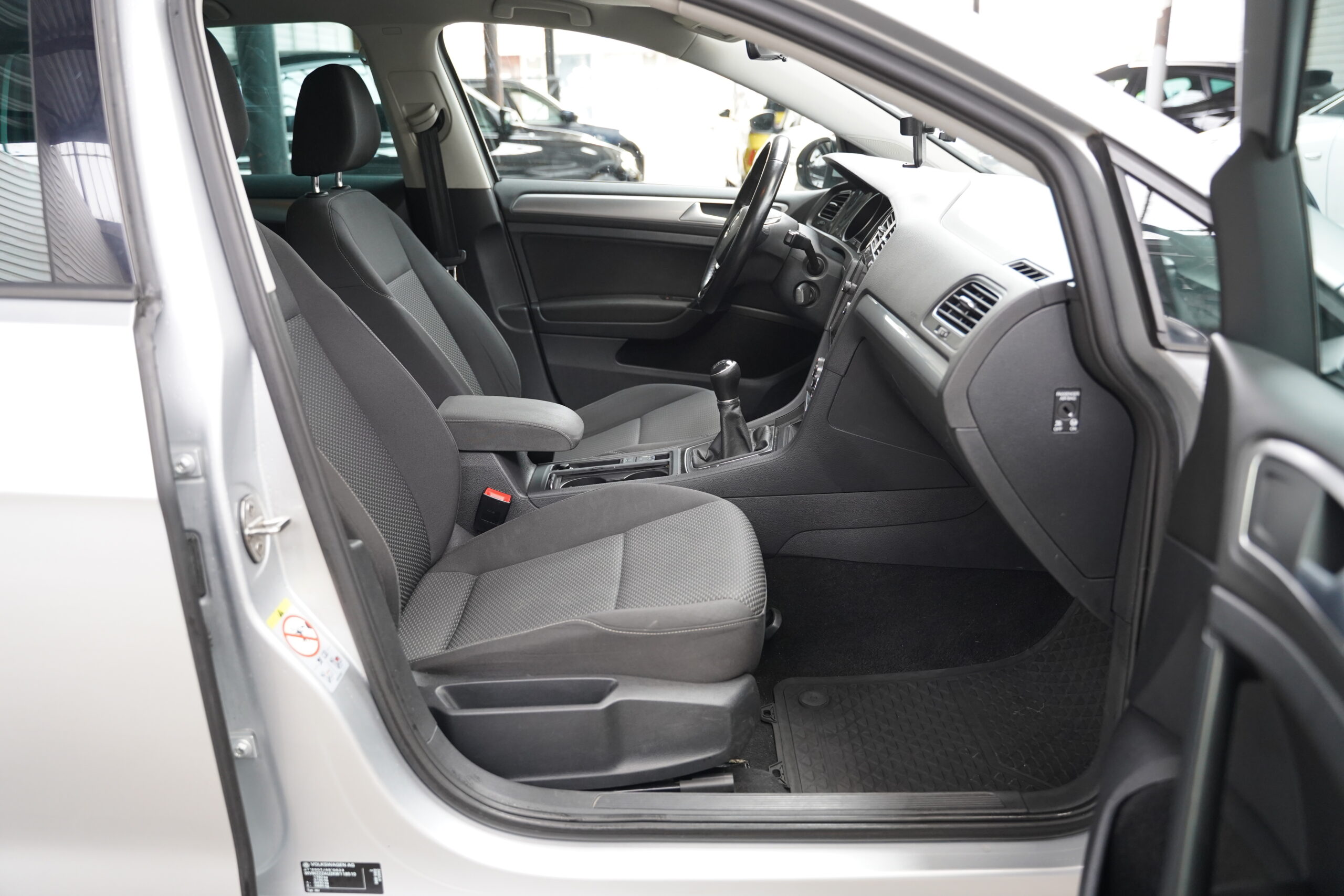 VW Golf 1.0 Tsi full