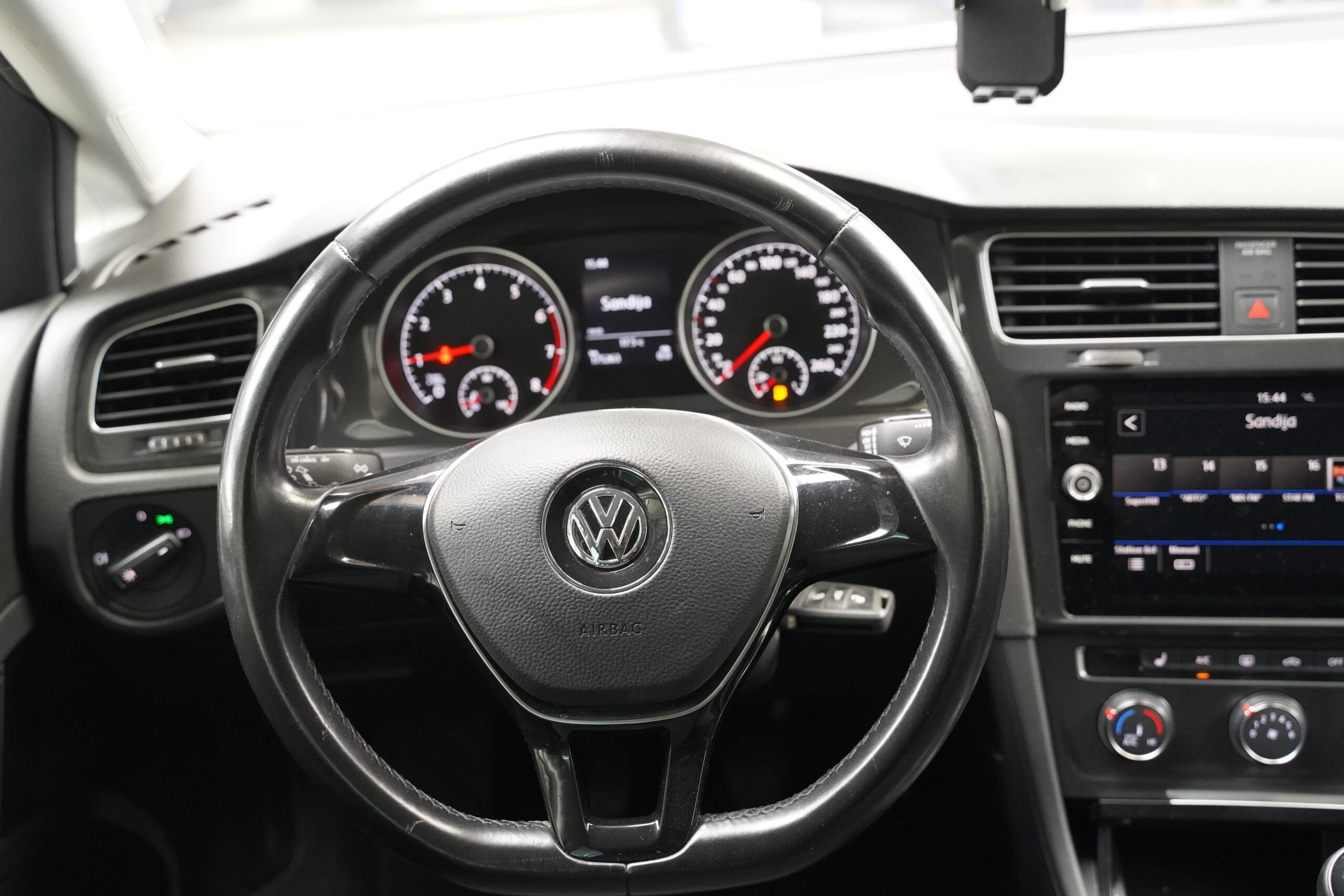 VW Golf 1.0 Tsi full