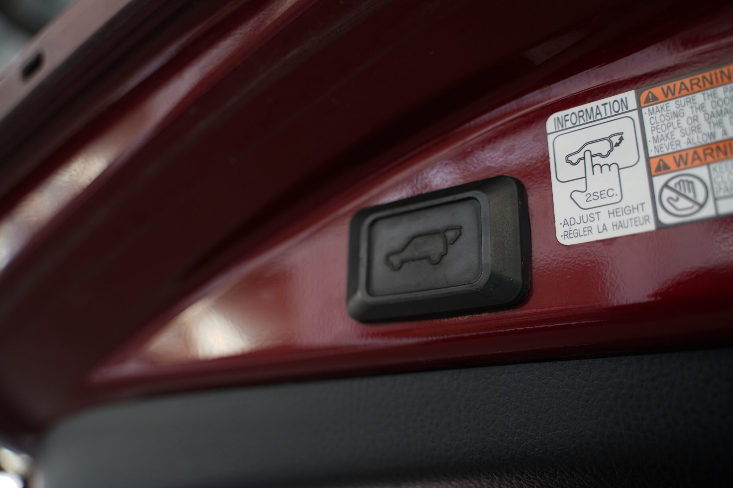 Toyota Rav4 2.5i Hybrid full