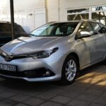 Toyota Auris Touring full