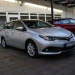 Toyota Auris Touring full