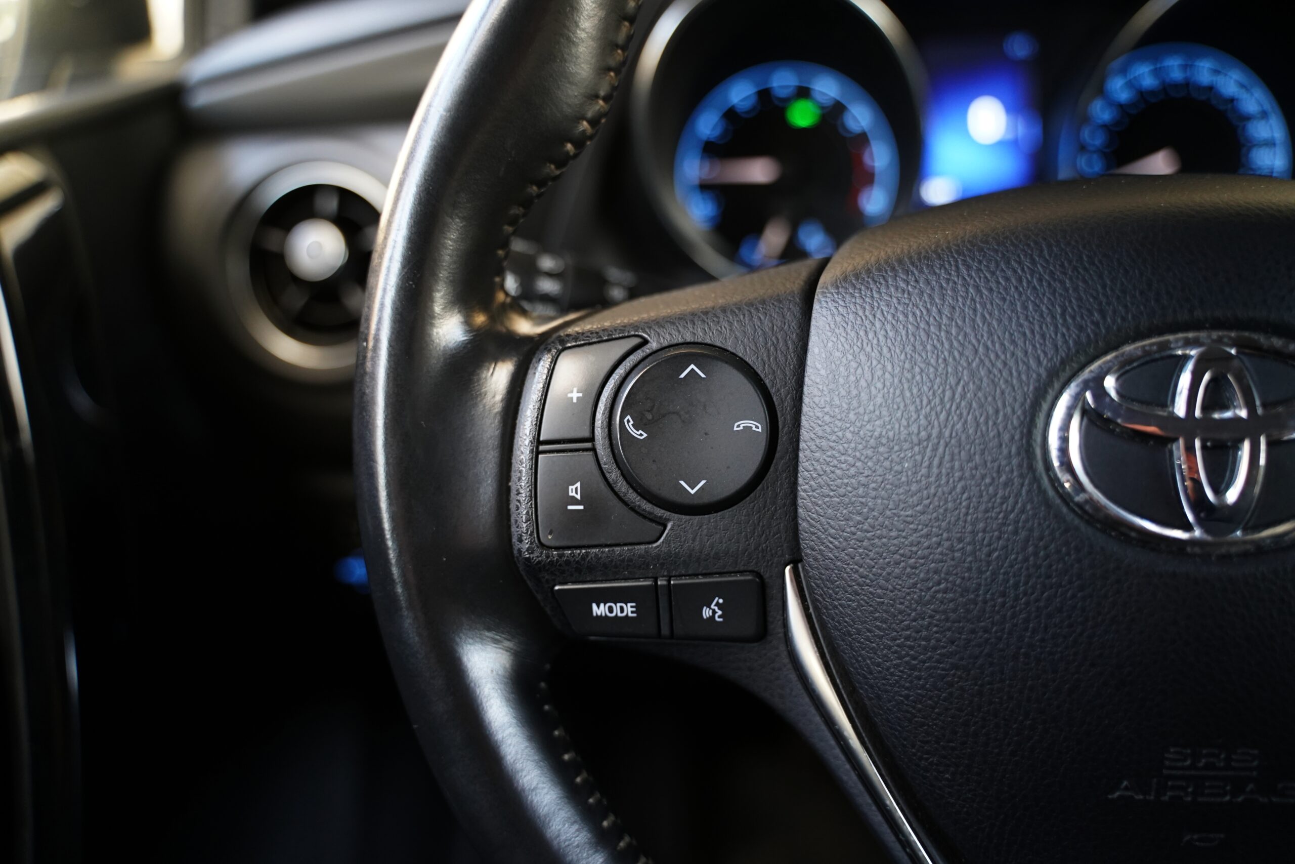 Toyota Auris Touring full