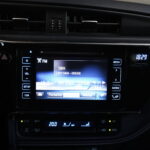 Toyota Auris Touring full