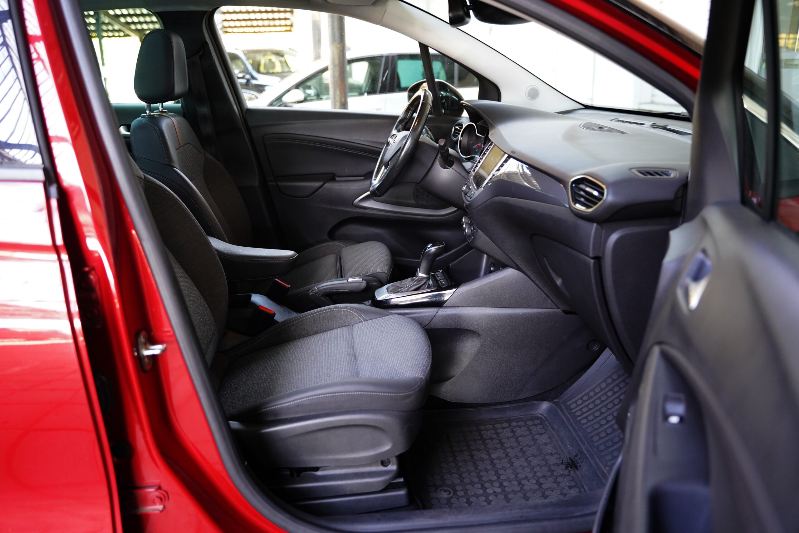 Opel Crossland 1.2 Turbo full