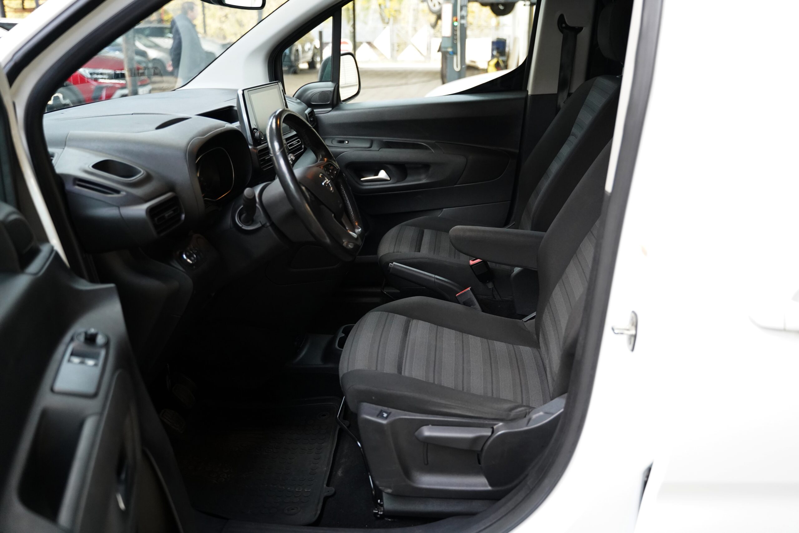 Opel Combo Life full
