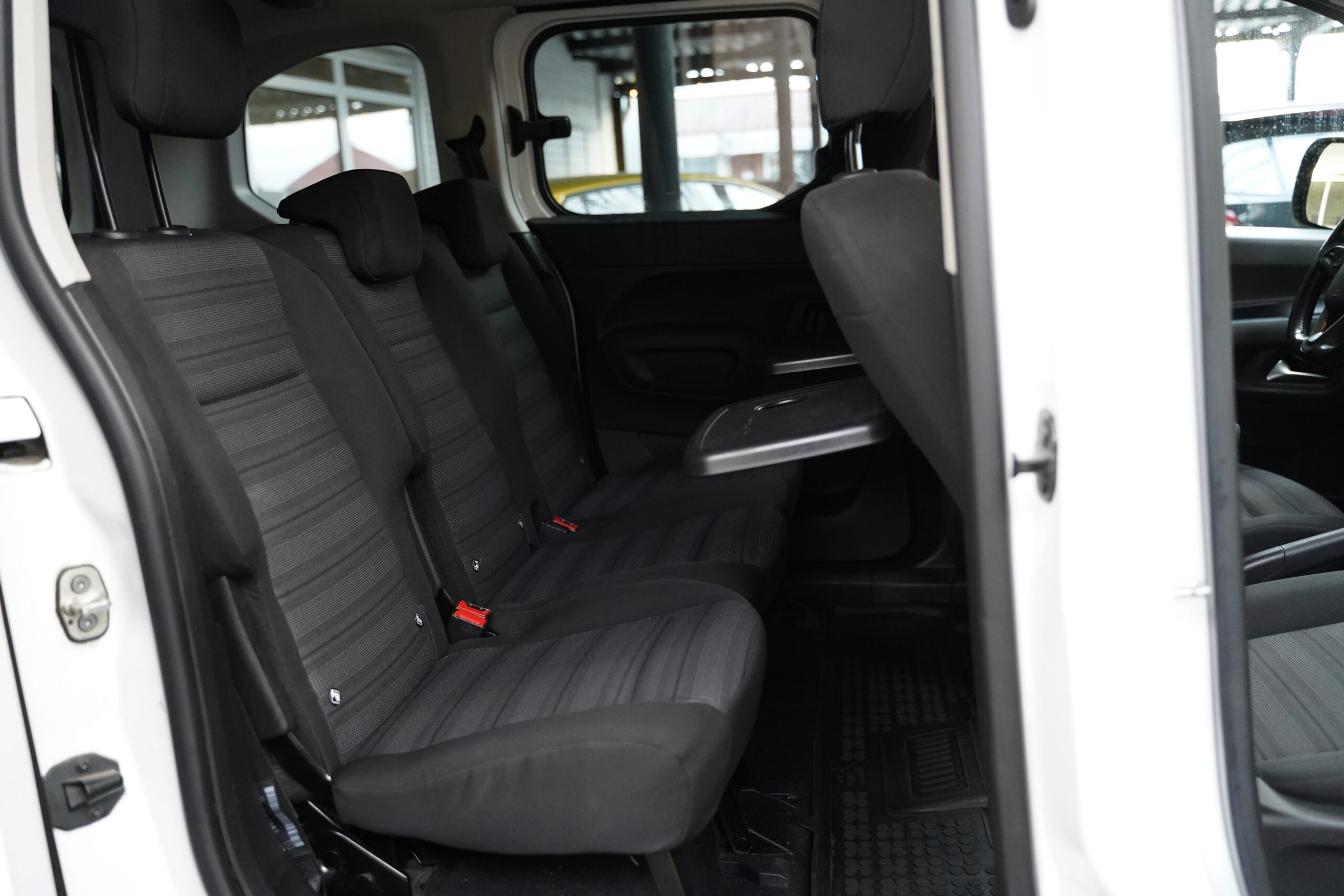 Opel Combo Life full