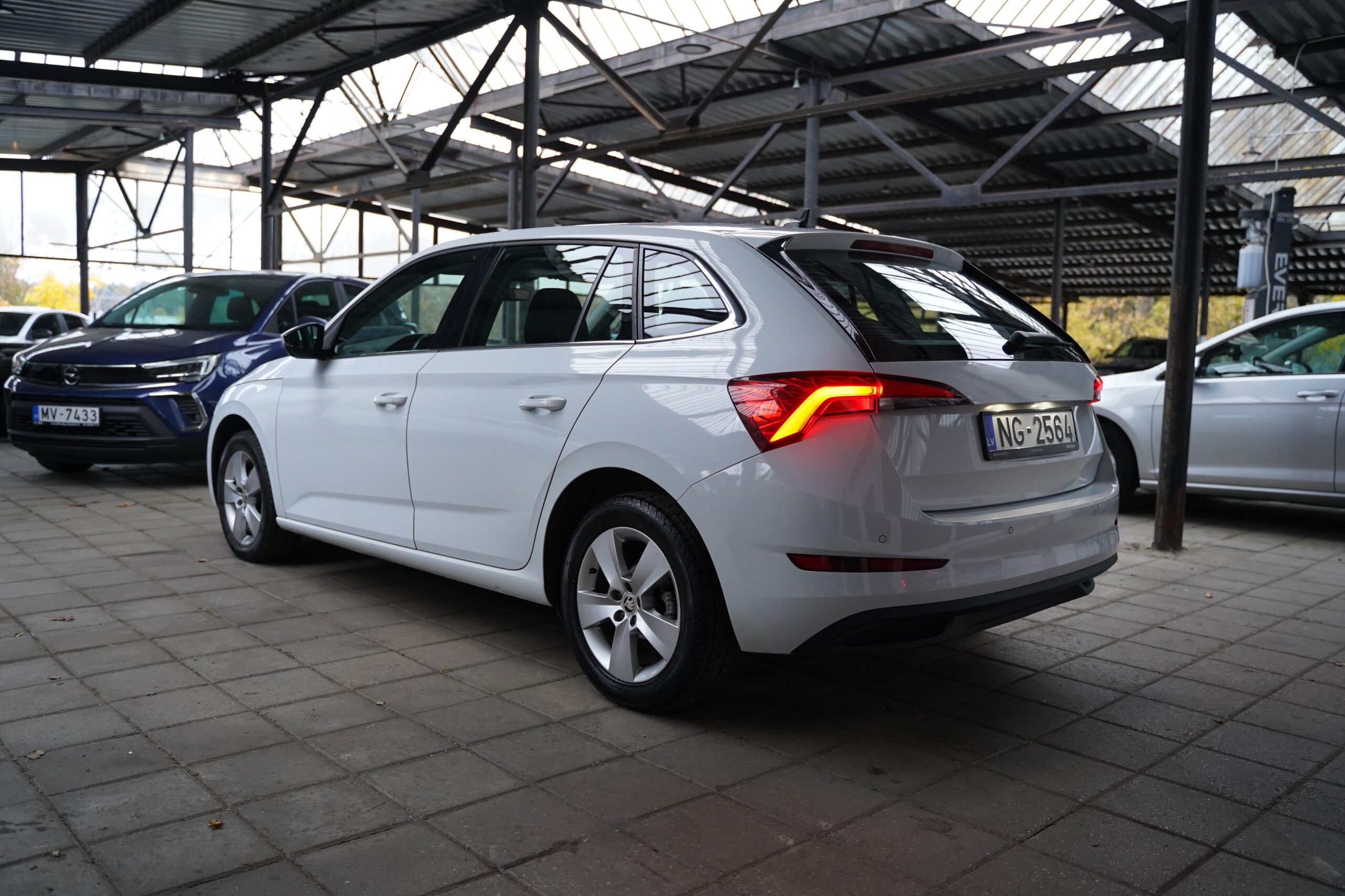 Škoda Scala Ambition Plus full
