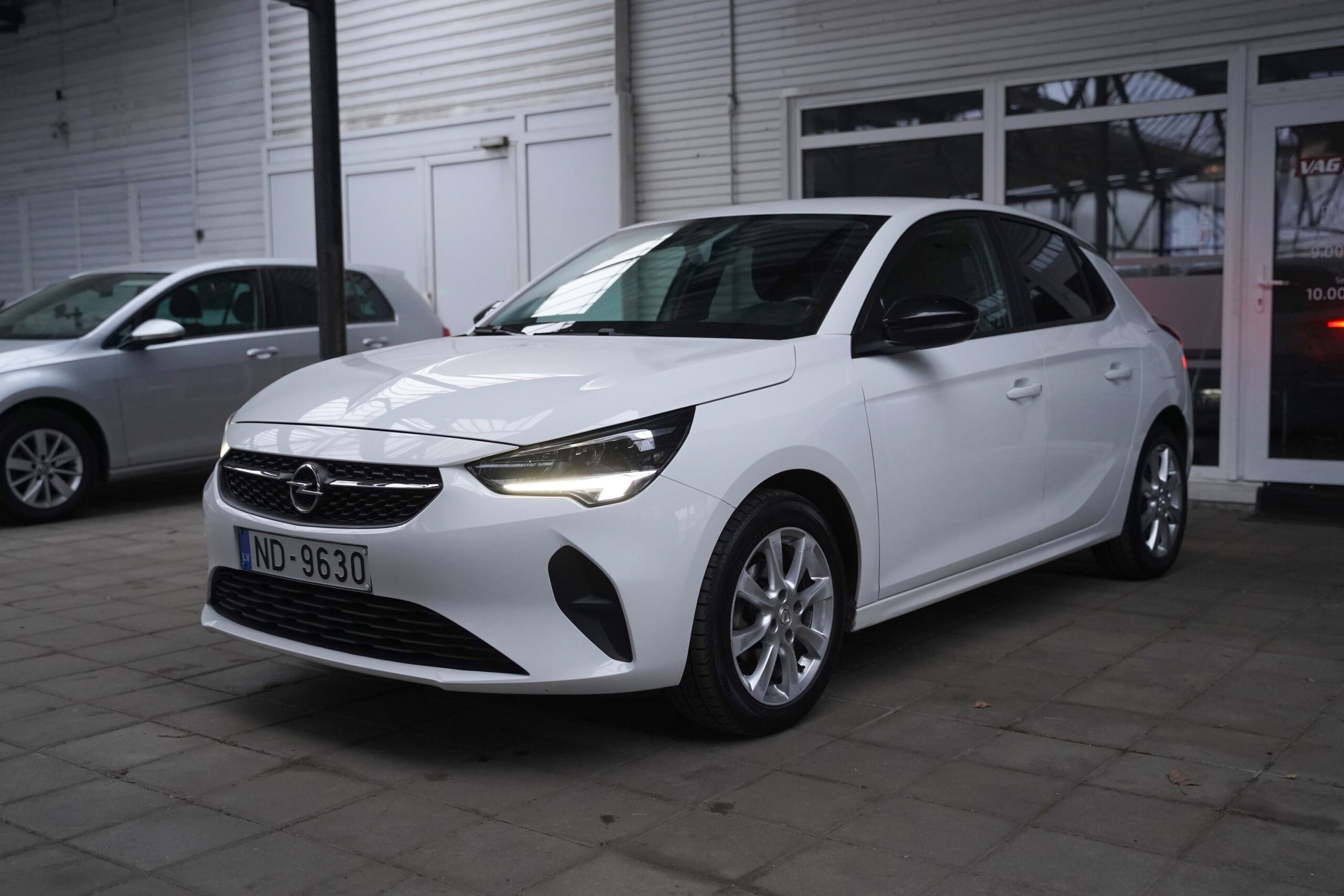 Opel Corsa 1.2i full