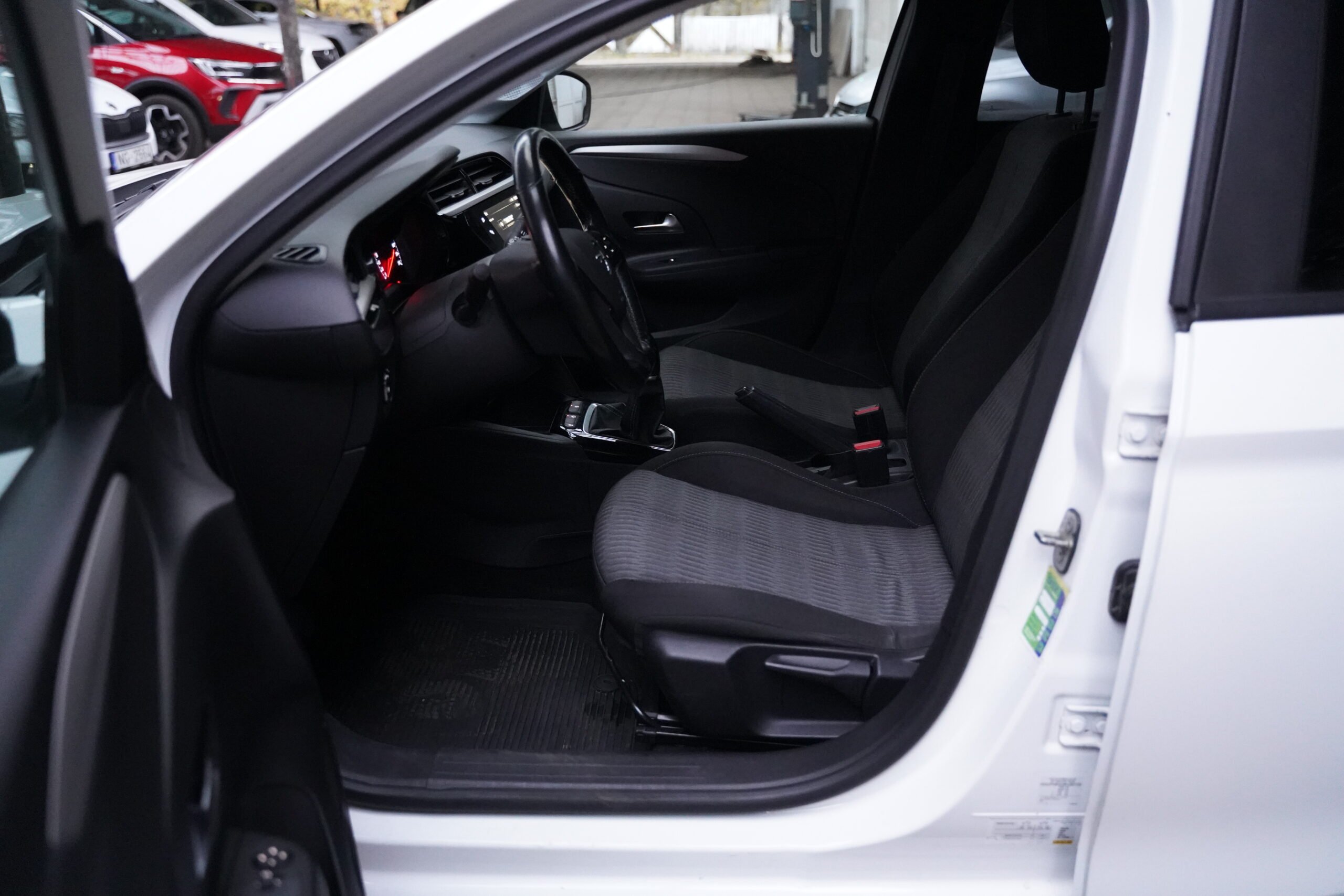 Opel Corsa 1.2i full
