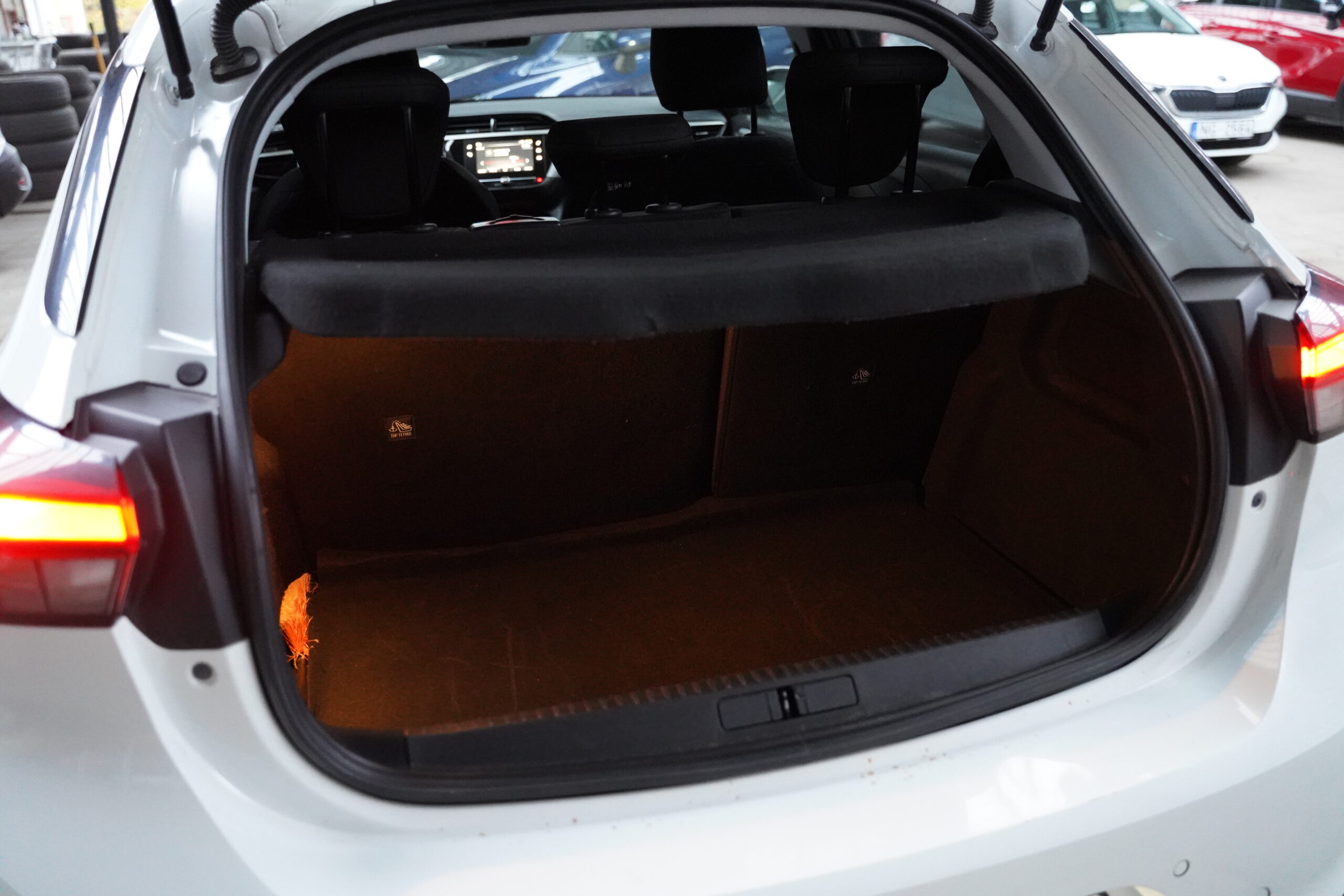 Opel Corsa 1.2i full